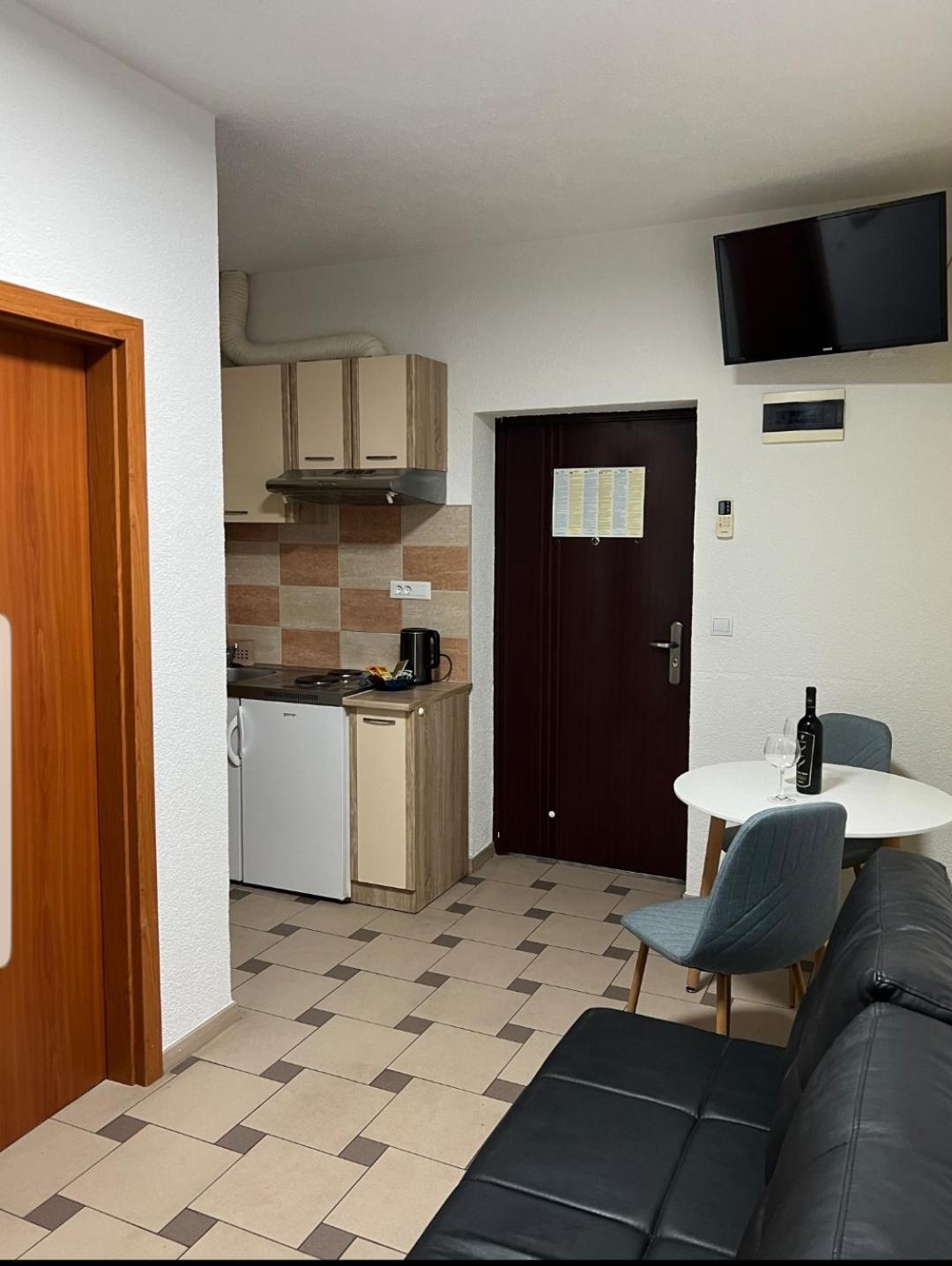 Apartment Afrika Makarska Luaran gambar