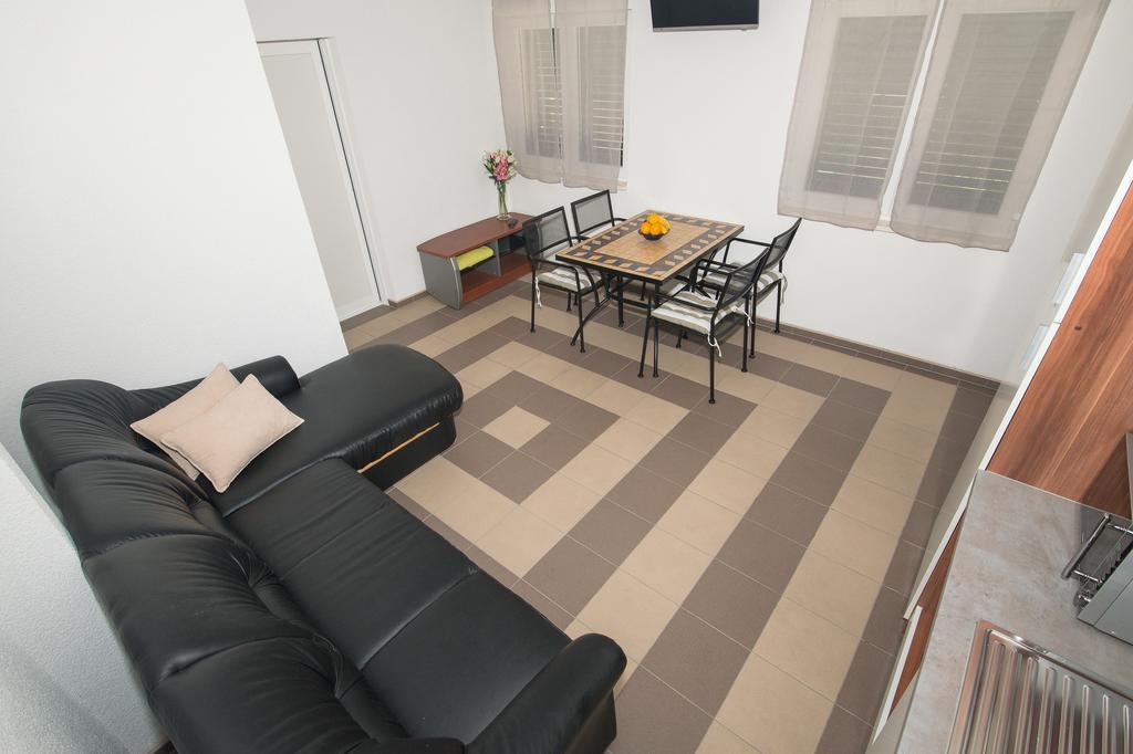 Apartment Afrika Makarska Luaran gambar
