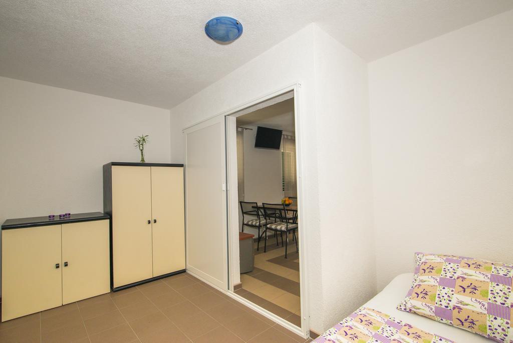Apartment Afrika Makarska Luaran gambar