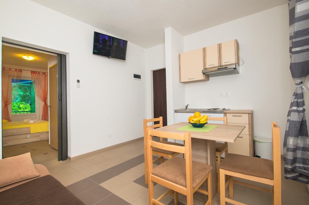 Apartment Afrika Makarska Luaran gambar