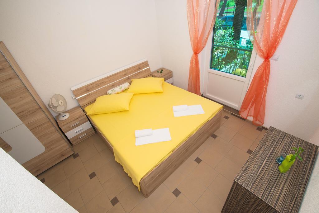 Apartment Afrika Makarska Luaran gambar